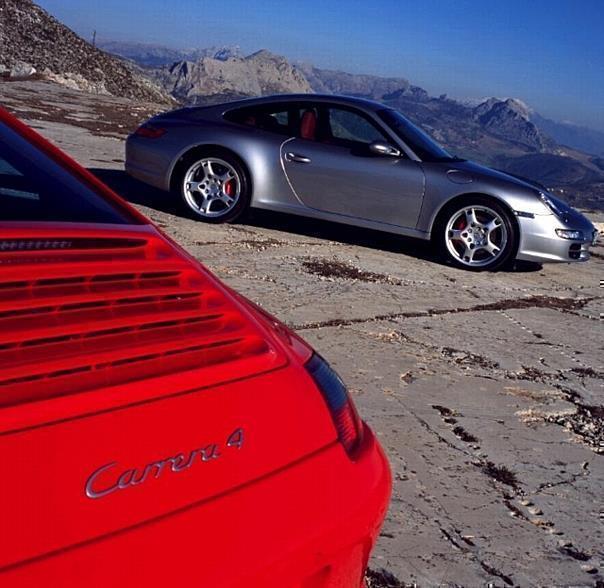 911 Carrera 4 und 911 Carrera 4S